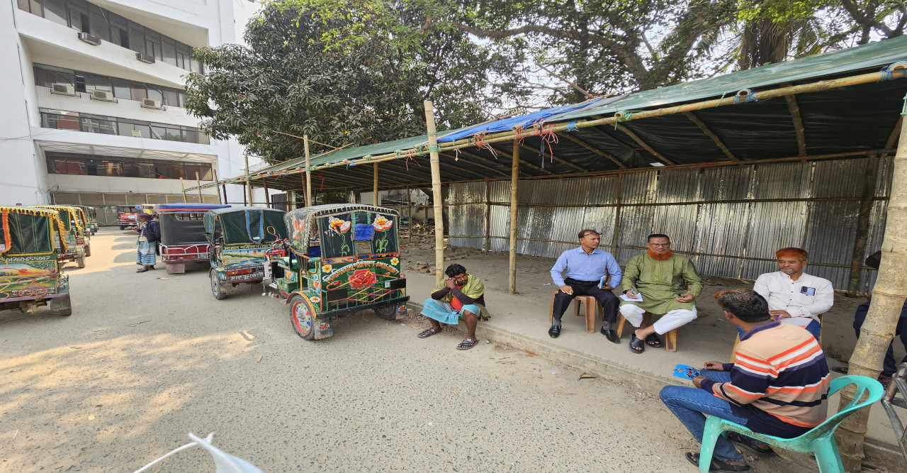 রাজশাহীতে লাইসেন্স বিহীন অটোরিক্সা ও চার্জার রিক্সা বন্ধে অভিযান পরিচালিত