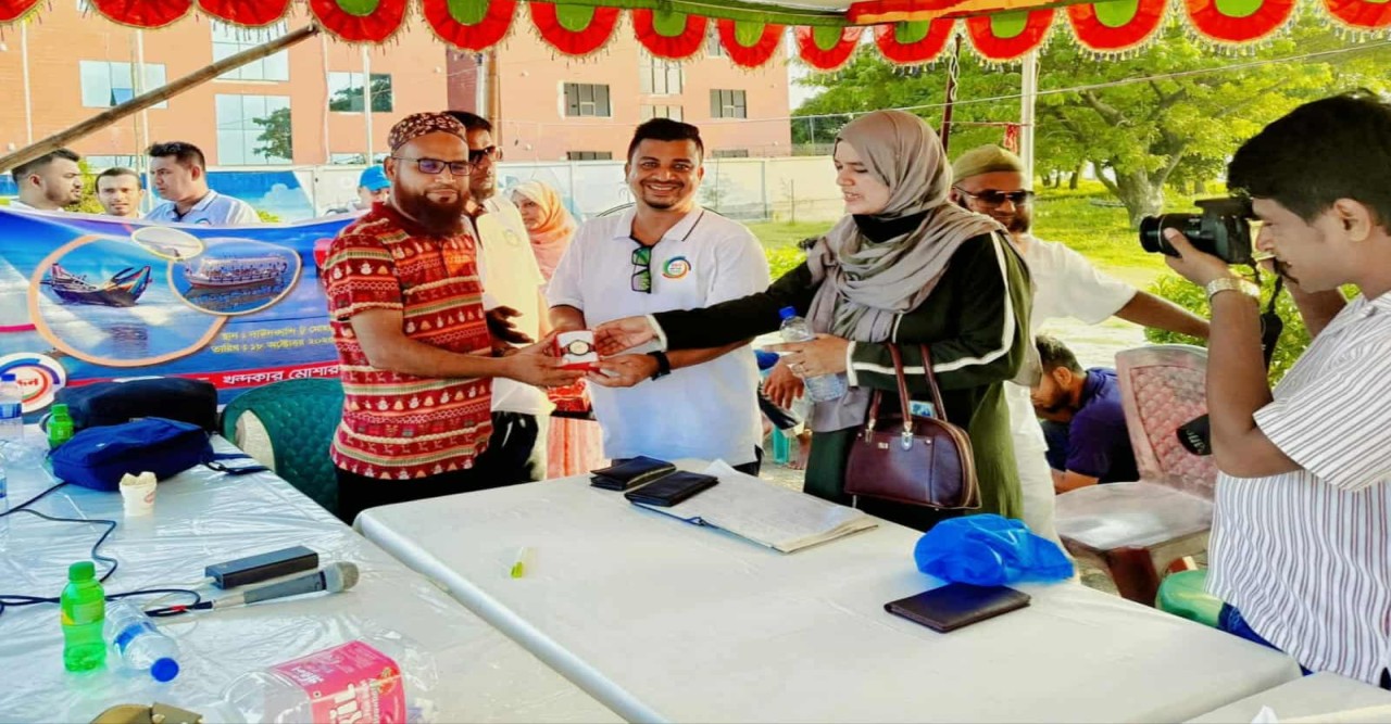 দাউদকান্দিতে বন্ধন পরিবারের নৌ-আনন্দ উৎসব ২০২৫ অনুষ্ঠিত