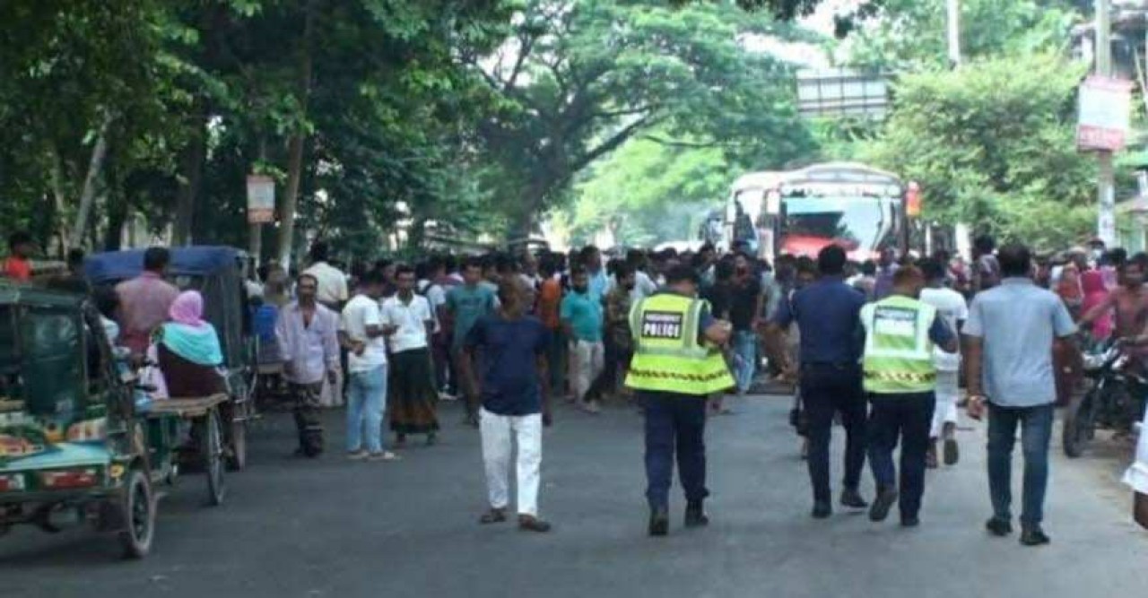নাটোরে ট্রাকচাপায় অ্যাগ্রো কোম্পানির কর্মকর্তা নিহত
