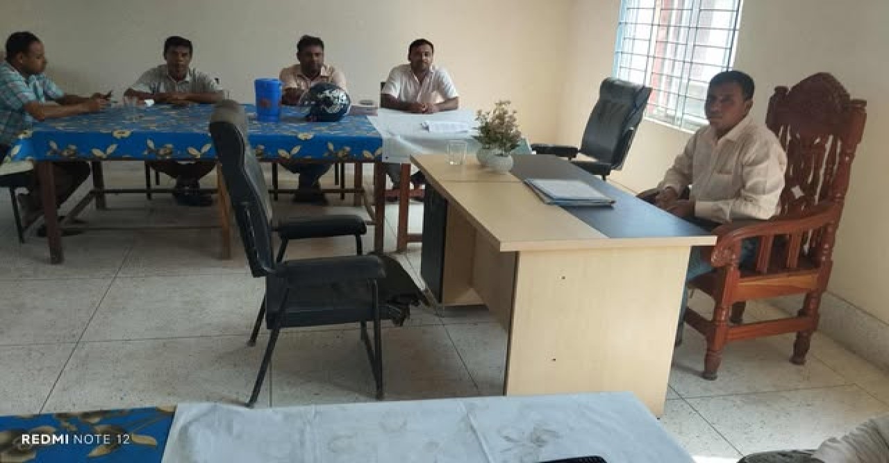 আটপাড়ার গোপালাশ্রম ভৈরব উচ্চ বিদ্যালয়ে দ্বিতীয় দিনের মতো কর্মবিরতি চলছে