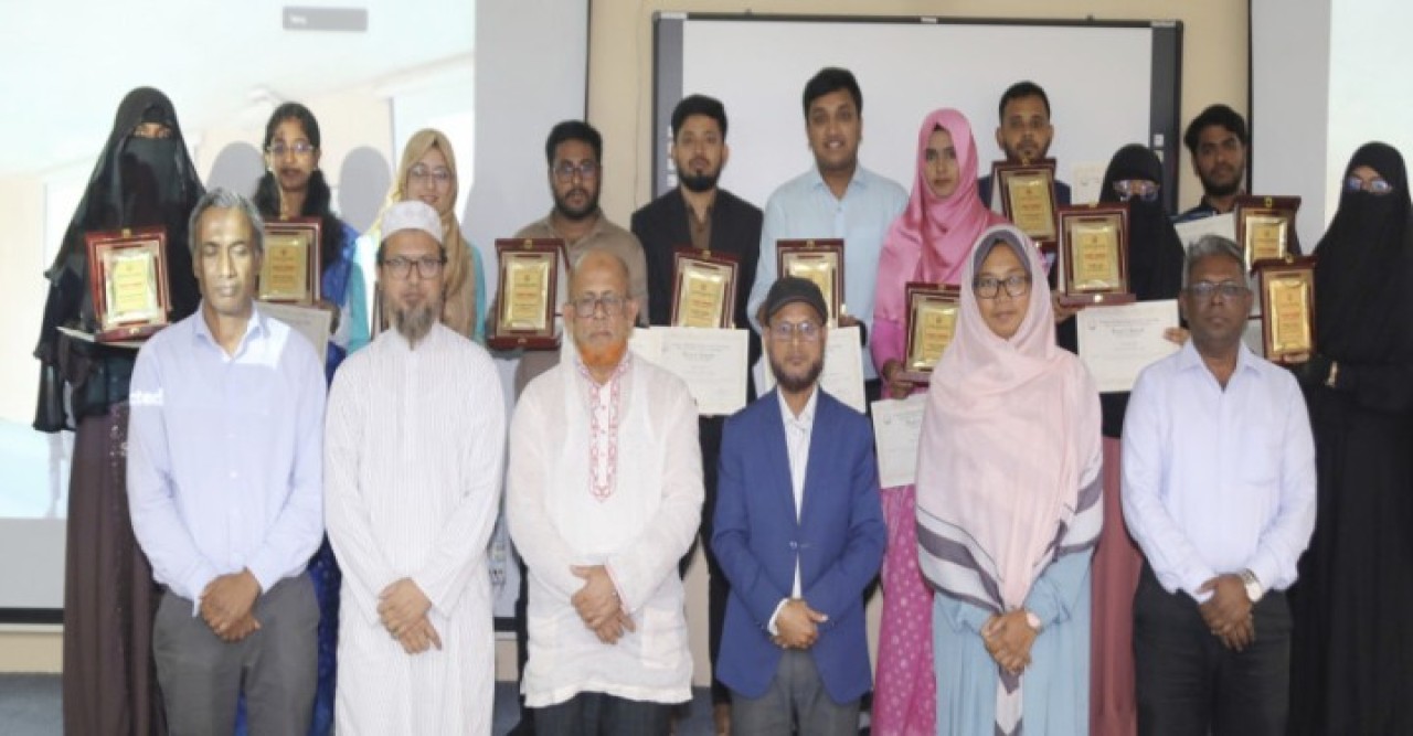 ১১ শিক্ষার্থীর ডিনস অ্যাওয়ার্ড লাভ যবিপ্রবির