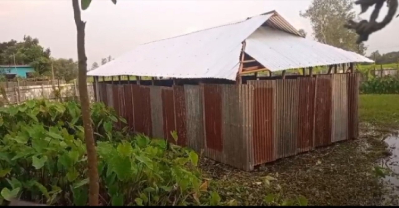 গাইবান্ধায় প্রবাসীর জায়গা দখলের পাঁয়তারা প্রশাসনের হস্তক্ষেপ কামনা ভুক্তভোগীর