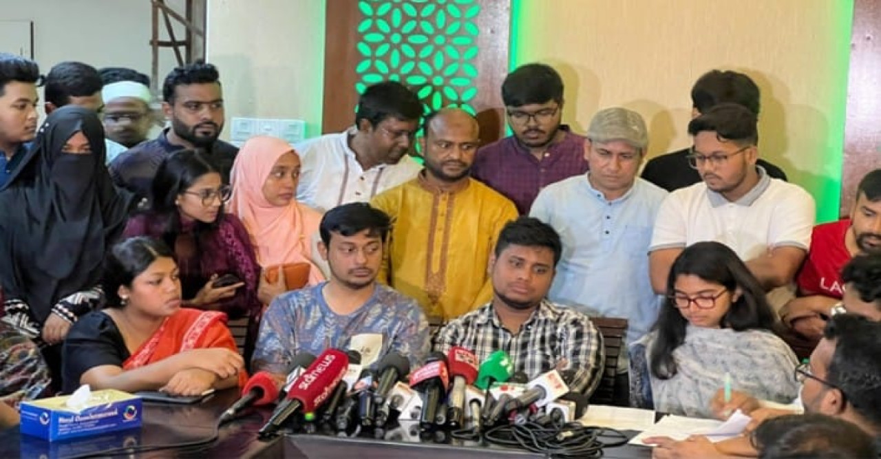 দেশ গড়তে জুলাই পদযাত্রা’  যশোরে আহত ও শহীদ পরিবারদের সঙ্গে এনসিপি’র মতবিনিময়