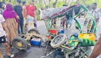 নাটোরে বাস-অটোরিকশার সংঘর্ষে নিহত ৩
