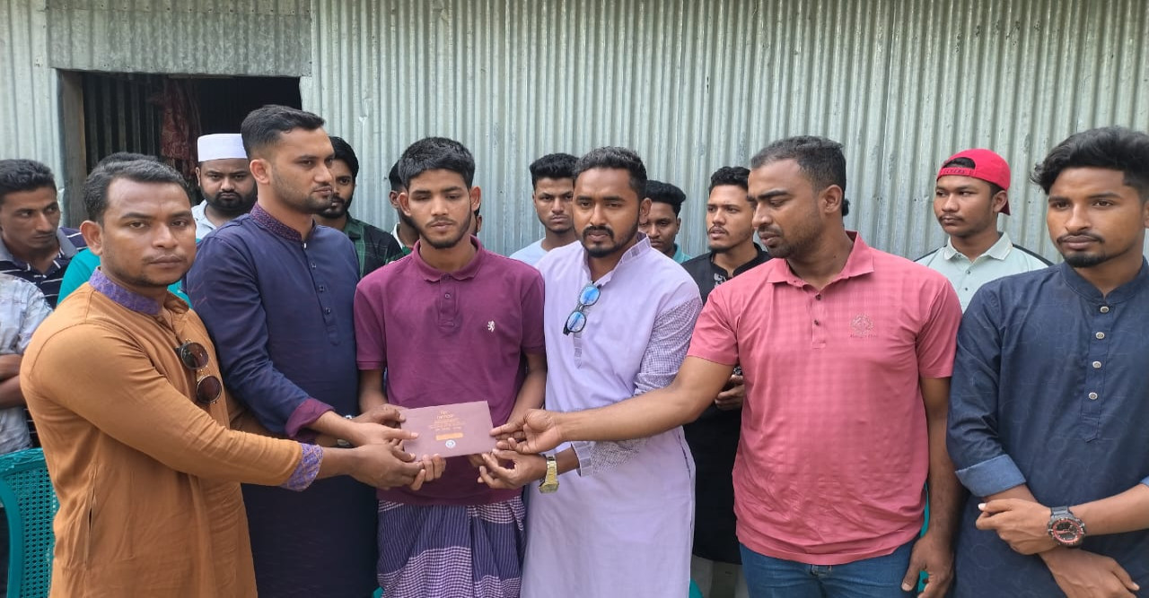 জুলাই-আগস্ট আন্দোলন নোয়াখালীতে তারেক জিয়ার ঈদ উপহার পেল দৃষ্টিশক্তি হারানো আমজাদ
