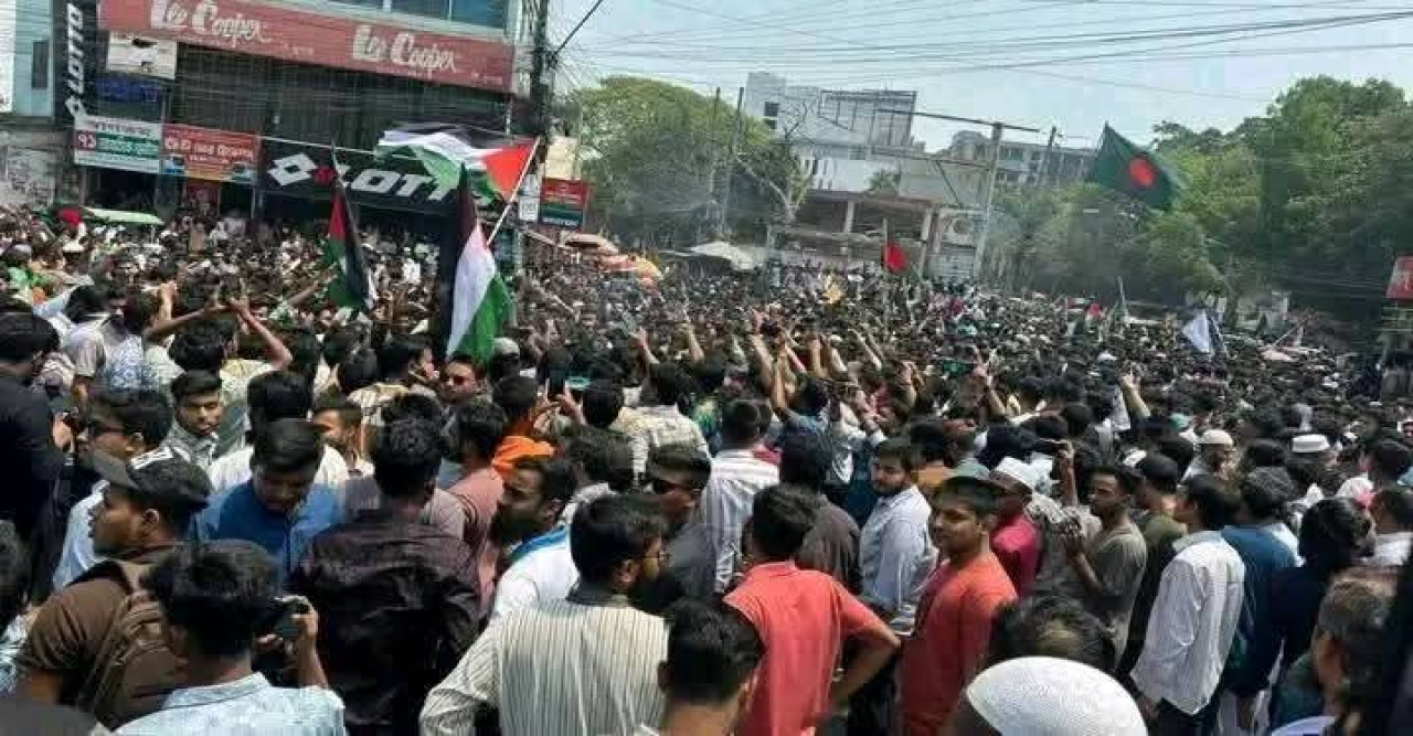 গাজায় ইসরায়েলের গণহত্যার প্রতিবাদে ডিমলায় বিক্ষোভ মিছিল ও সমাবেশ