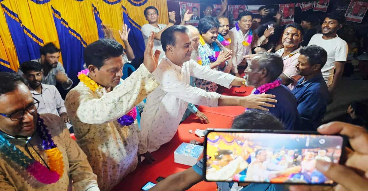 মান্দায় ৩১ দফা বাস্তবায়নে কেন্দ্রীয় বিএনপি নেতা এম এ মতীনের  ব্যাপক গণসংযোগ