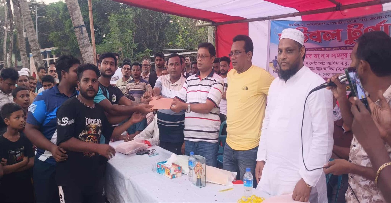 জামগ্রাম সূর্য তরুণ স্পোর্টিং ক্লাব উদ্যোগে  ফুটবল টুর্নামেন্ট