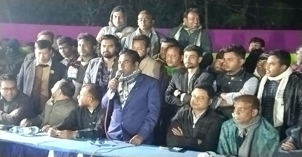 গুজব ছড়িয়ে ধানের শীষের বিজয় ঠেকানো সম্ভব না গোয়ালকান্দিতে পথসভায়  ডিএম জিয়া