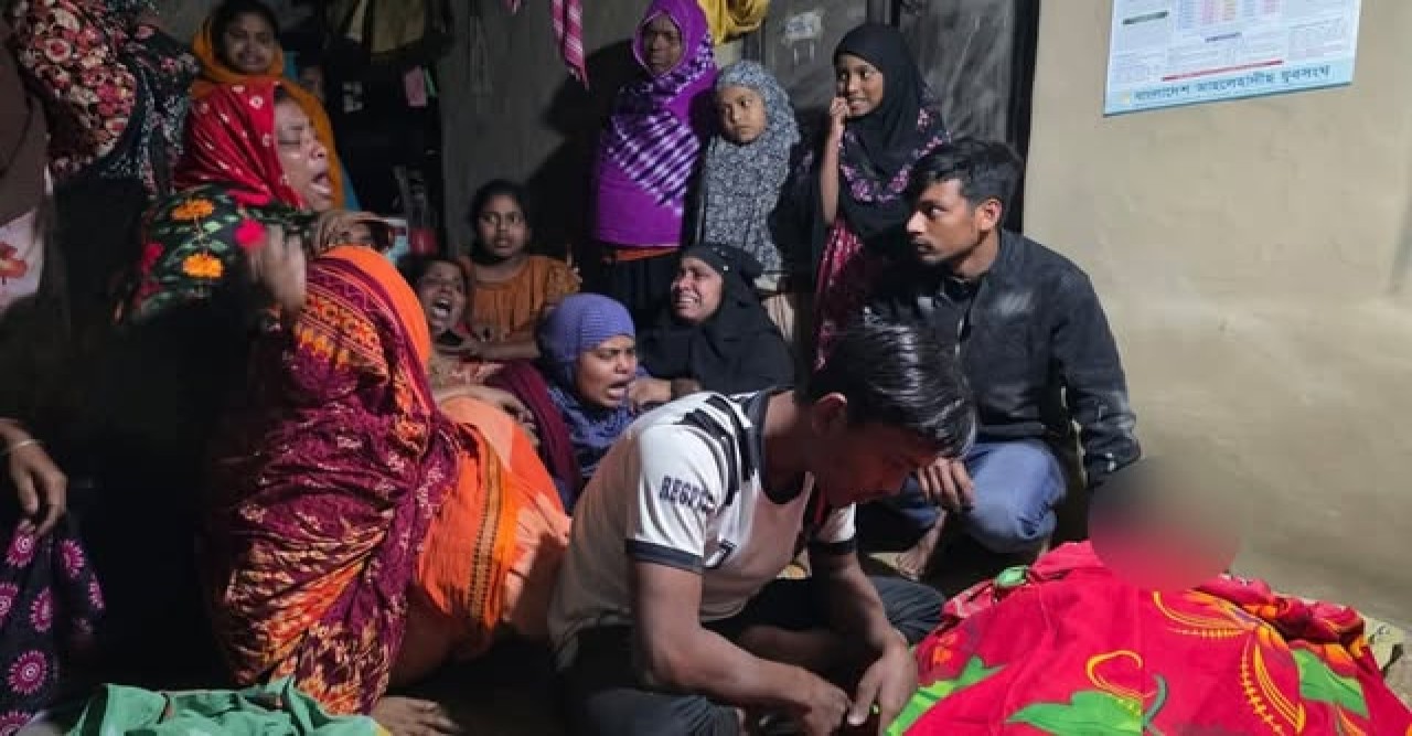 ‎ইসলামি জলসার অতিথি ঠিক করার দ্বন্দ্বে বিএনপি কর্মীকে পিটিয়ে হত্যা।
