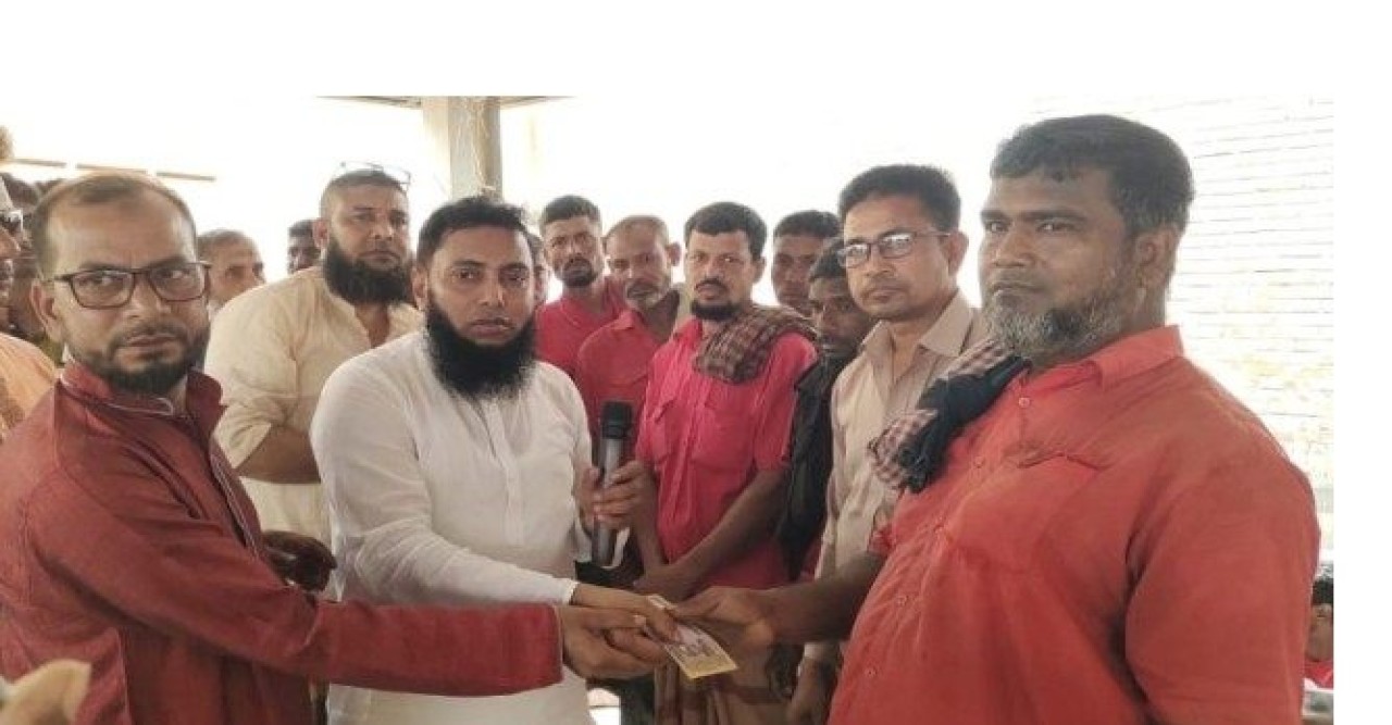 ঈদের আগেই বেনাপোলে  শ্রমিকদের বেতন-বোনাস পরিশোধ