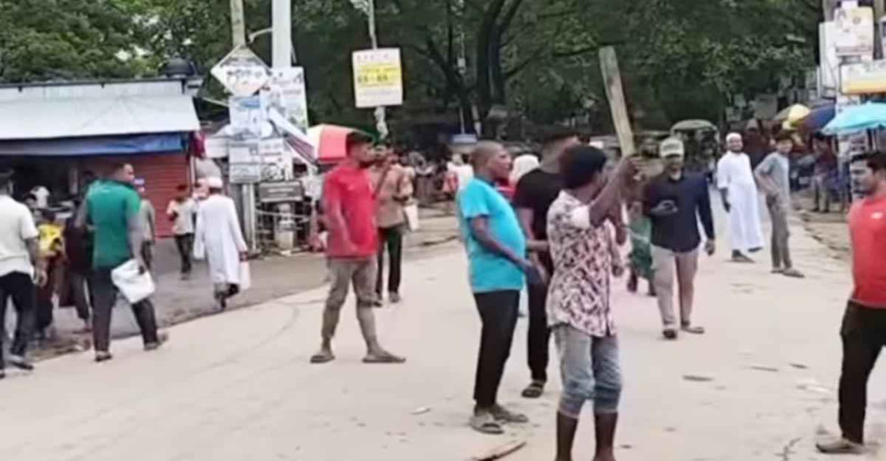 ব্রাহ্মণবাড়িয়ায় সিএনজি-অটোরিকশা চালকদের ধর্মঘট, দুর্ভোগে যাত্রীরা