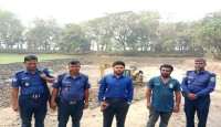 মান্দায় পুকুরের মাটি বিক্রি: খননকারীরে জরিমানা