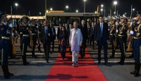বেইজিং পৌঁছালেন প্রধান উপদেষ্টা