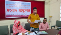 জয়পুরহাটে চিকিৎসকের ভুলে পঙ্গুত্ববরণ করা রোগীর সংবাদ সম্মেলন