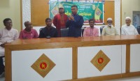 সাঁথিয়ায় সাহিত্য-সংস্কৃতি ও আবৃত্তি সংসদের ইফতার মাহফিল