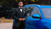 পাইলট তৌকিরের জন্য নামাজে কাঁদলেন মুসল্লিরা