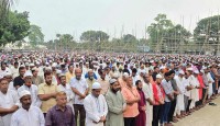 রংপুর জেলা বিএনপির সদস্য সচিব বিএনপি নেতা আনিছুর রহমান লাকুর জানাজায় মানুষের ঢল