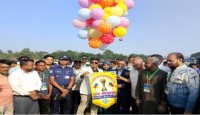 বুয়েটিনের হ্যাটট্রিকে দারুণ জয় সদর উপজেলা দলের বর্ণাঢ্য আয়োজনে যশোর জেলা প্রশাসক গোল্ডকাপ ফুটবল টুর্নামেন্টের উদ্বোধন