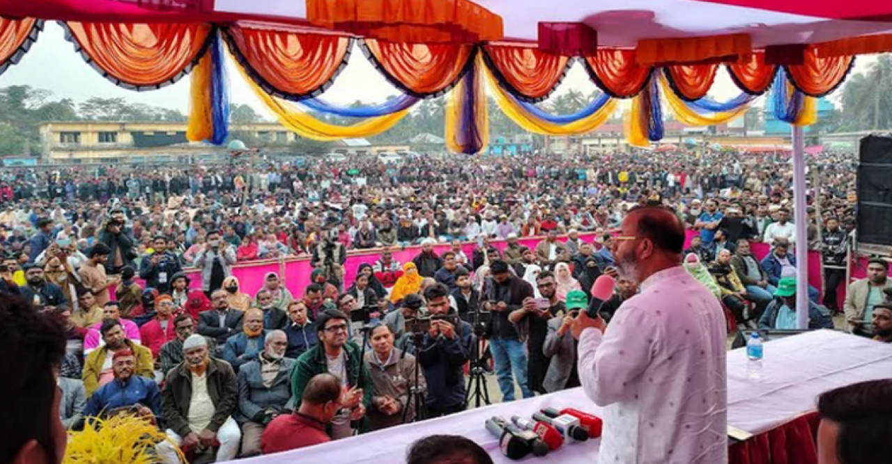 পর্যটন কেন্দ্র ও বিমানবন্দর গড়ার অঙ্গীকার : বাগেরহাটে বিএনপি প্রার্থীর নির্বাচনী সভা