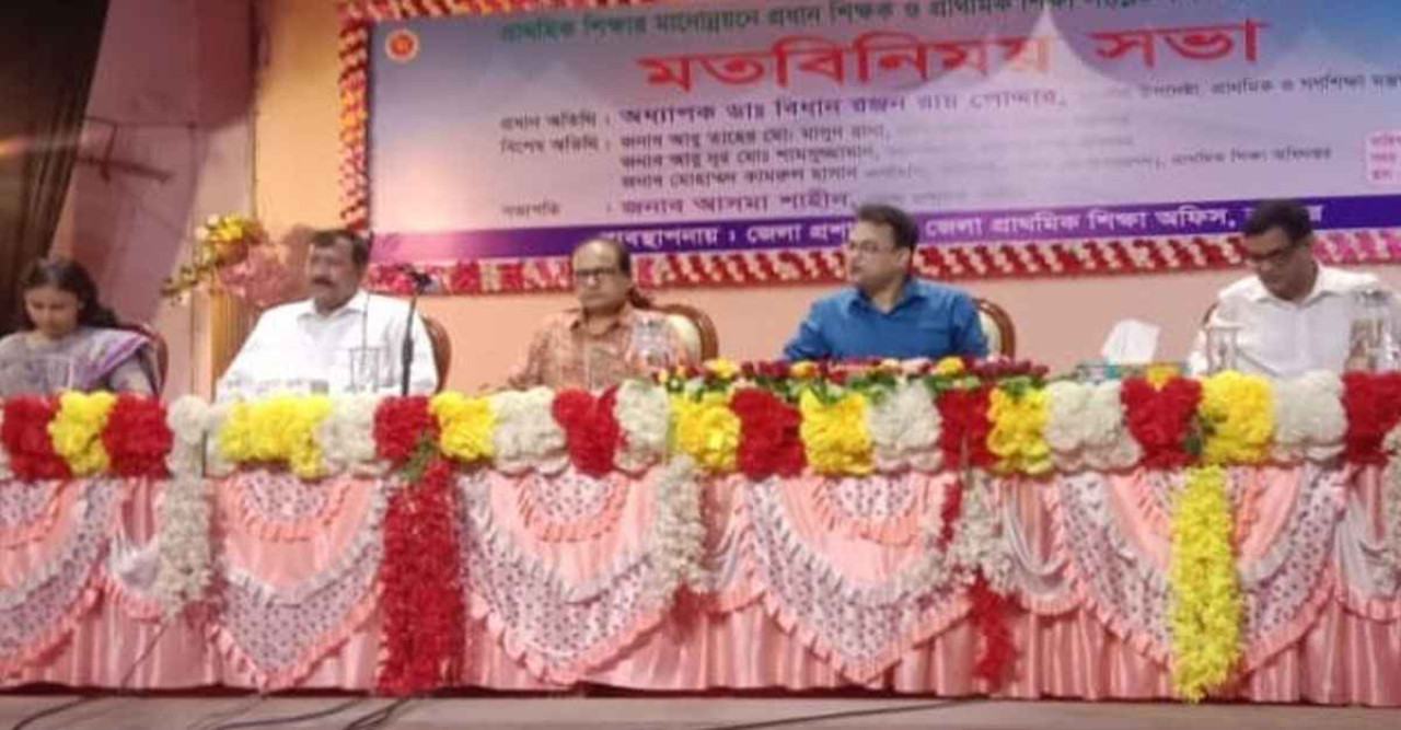 ছাত্র ও শিক্ষক সম্পর্ক হবে বাবা-মায়ের চেয়েও ঘনিষ্ঠ: গণশিক্ষা উপদেষ্টা