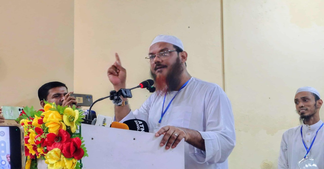 ইসলামী আন্দোলন ক্ষমতায় গেলে প্রত্যেক নাগরিকের জানমালের নিরাপত্তা নিশ্চিত করা হবে         মুফতি ফয়জুল করিম